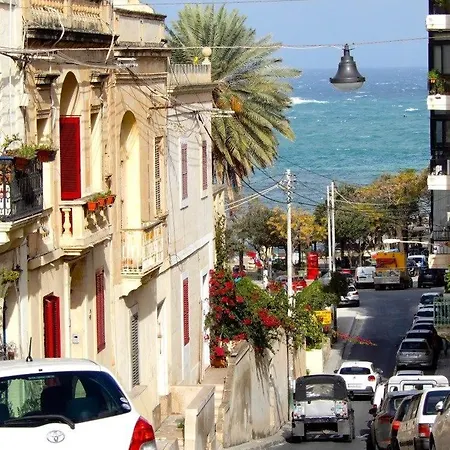 Charming 4br With Private Rooftop Terrace In By 360 Estates * Sliema