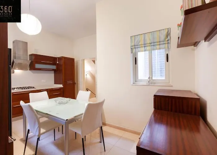 Charming 4br With Private Rooftop Terrace In By 360 Estates * Sliema