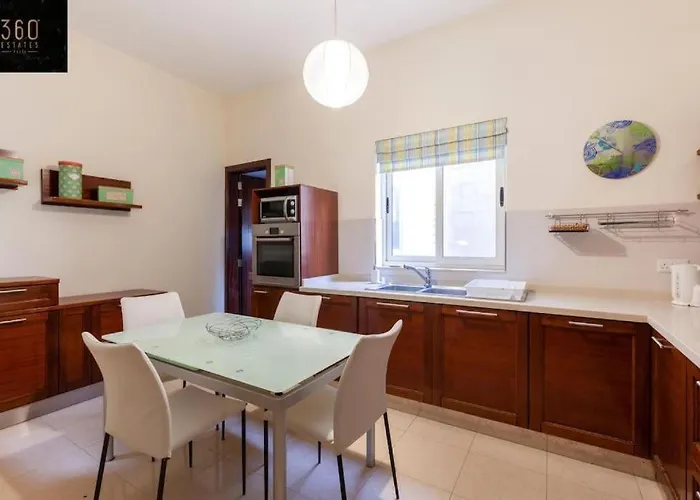 Charming 4br With Private Rooftop Terrace In By 360 Estates * Sliema