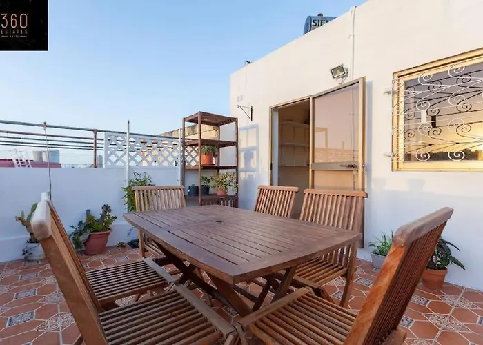 Apartamento Charming 4br With Private Rooftop Terrace In By 360 Estates